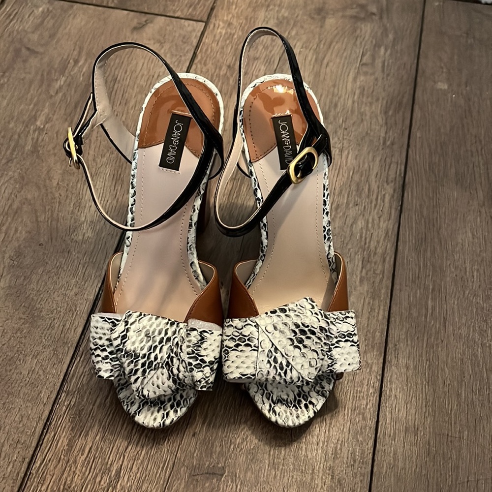 Heeled Sandal - Picture 3 of 5